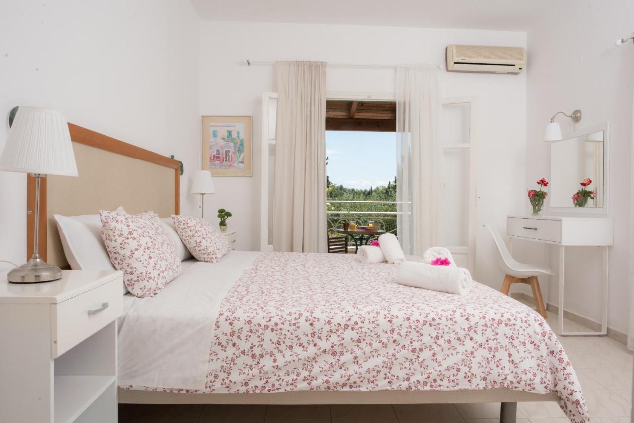 Averto Corfu Apartments Дасия Екстериор снимка